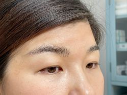 -一个差评成就的纹眉店
