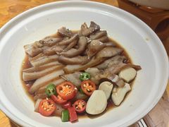 -琥珀老六龙虾(四里河店)