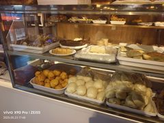 -护国寺小吃店(红莲南路店)