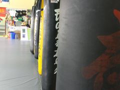 -拳义格斗搏击散打泰拳拳击俱乐部(裕华店)