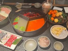 -三出山火锅(南京万象天地店)