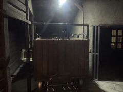 -暴风岛沉浸式体验馆(百联世纪店)