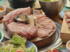 -唯成•韩国炭火烤肉 유성고기