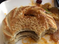 烧饼-老牌坊鲁菜名店(宽厚里店)