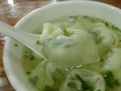 -潘国仙耳光馄饨(黄家阙路店)