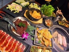 -红泥小火炉·东北泥炉烤肉(天一旗舰店)