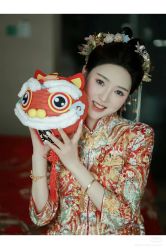 -Lady  Jane高端婚纱礼服馆