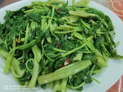 炒通菜-滑记海鲜饭店·老字号(海鲜街店)