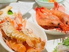 -雍容荟帝王蟹活龙虾展台自助(IFS黑金店)