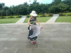 android_upload_pic-湖光岩风景区