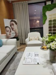-HEYAN长风荷妍专业脱毛美肤
