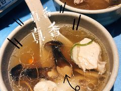 -千岛蚝高压锅生蚝·人参火锅(白云万达店)