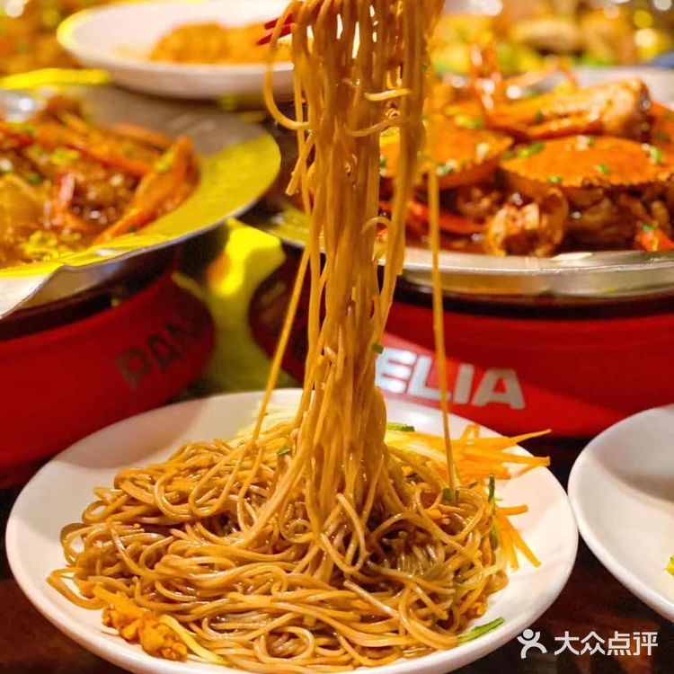 美食 | 杭州胖哥俩的牛蛙煲和牛排煲巨巨巨巨巨好吃！！分量超