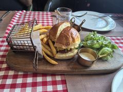 -自然食集西餐厅(泰晤士小镇店)