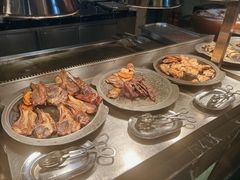 -广州万富希尔顿酒店·感趣自助餐厅·金秋蟹宴生蚝海鲜刺身烧烤