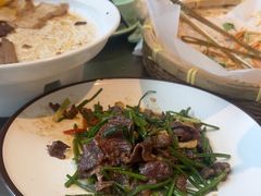 -潮界(LU·ONE凯德晶萃广场店)