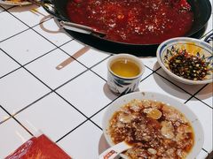 -旧街市鲜货老火锅(大光路店)