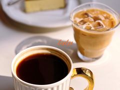 美式-思南书局·诗歌店