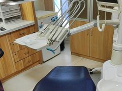 -上海仁爱医院口腔科 · 种植