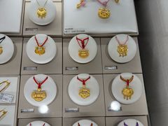 -燕莎奥特莱斯购物中心