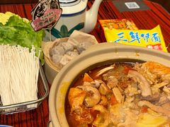 -沙胆彪炭炉牛杂煲(上海日月光广场店)