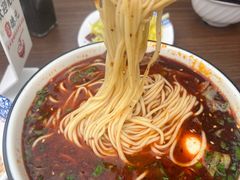 -德元兰州纯汤牛肉面
