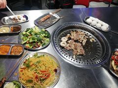 -马路牙子烧烤音乐酒馆(望京店)