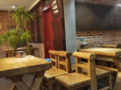 -万记麻辣烫国展总店
