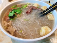鸭血粉丝汤-鸡鸣汤包(复地活力广场店)