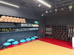 -超级猩猩健身·团课(淮海百盛店)