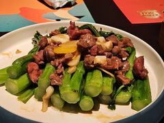 -羽鸽集·乳鸽专门店·地道顺德菜(岭南站店)