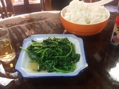 -临街徽菜馆·正宗黄山味