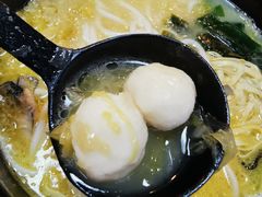 -灵芝妹子海鲜米线(香炉礁山姆店)