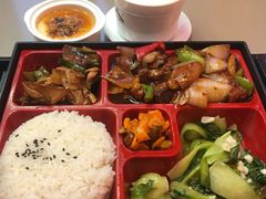 -两岸咖啡(东川路店)