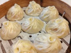 蟹粉小笼包-馋三尺蟹粉小笼(人民广场店)