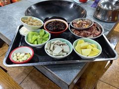 -咊记茅草棚柴火鸡(乌当店)