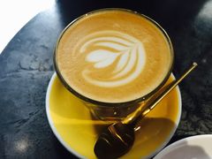 -UNI UNI(环亚凯瑟琳店)