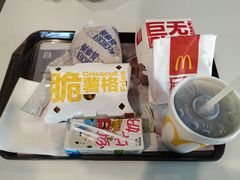 -麦当劳(政通路店)