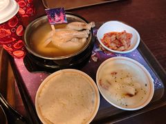-皇室宴会厅(香港迪士尼乐园)
