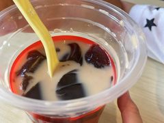 -八婆婆烧仙草(中山路店)