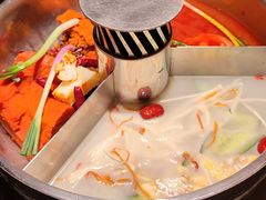 -晓宇重庆火锅(西安荟聚店)