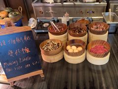 -圣丰索菲特·2 On 988 Café 自助餐厅