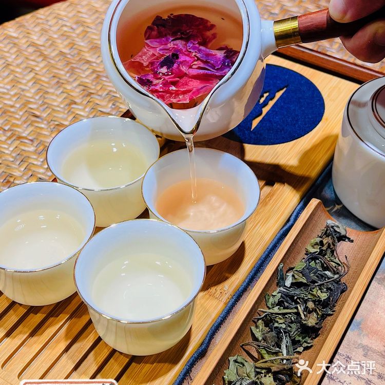 比脸还大的蝴蝶酥 真的嘛？！