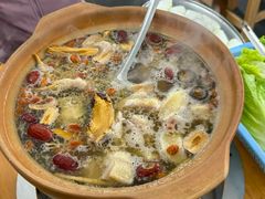 -威邵鸡煲(西华路总店)