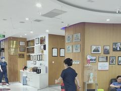 -雅悦齿科(顾村公园店)