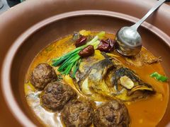鸿运大鱼头-江宴渔村·鱼鲜土菜(紫荆广场店)