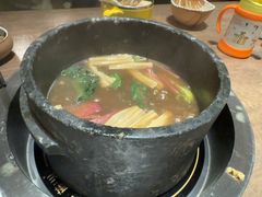 -蘑界·野生菌火锅(深业上城店)