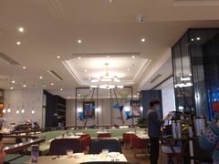 -港丽餐厅(高德置地店)