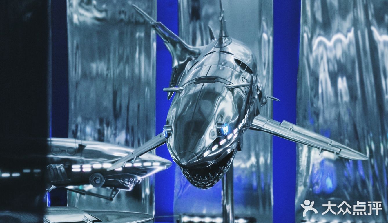 广州k11看展空山基鲨鱼领域