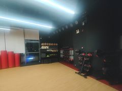 -超级猩猩健身·私教·团课(瑞虹天地太阳宫二店)